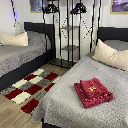 Best-Preis -Gold Suite- Mit Netflix, Self-Check-In, Ebike Ladestation, Fahrradraum, Wlan, Netflix Und Massagesessel - Direkt Am Elberadweg Im Herzen Von Витенберге Екстериор снимка