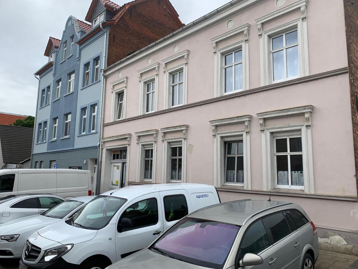 Best-Preis -Gold Suite- Mit Netflix, Self-Check-In, Ebike Ladestation, Fahrradraum, Wlan, Netflix Und Massagesessel - Direkt Am Elberadweg Im Herzen Von Витенберге Екстериор снимка