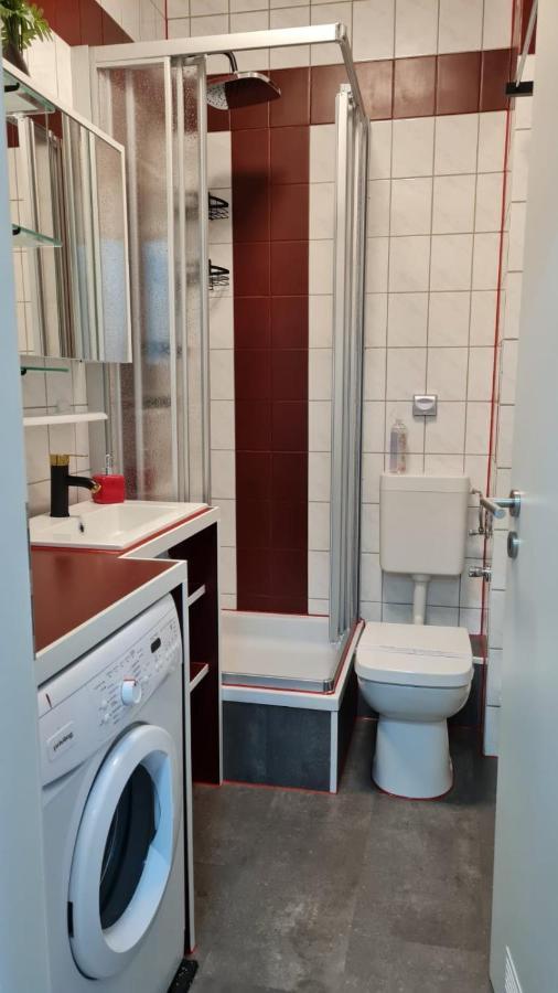 Best-Preis -Gold Suite- Mit Netflix, Self-Check-In, Ebike Ladestation, Fahrradraum, Wlan, Netflix Und Massagesessel - Direkt Am Elberadweg Im Herzen Von Витенберге Екстериор снимка