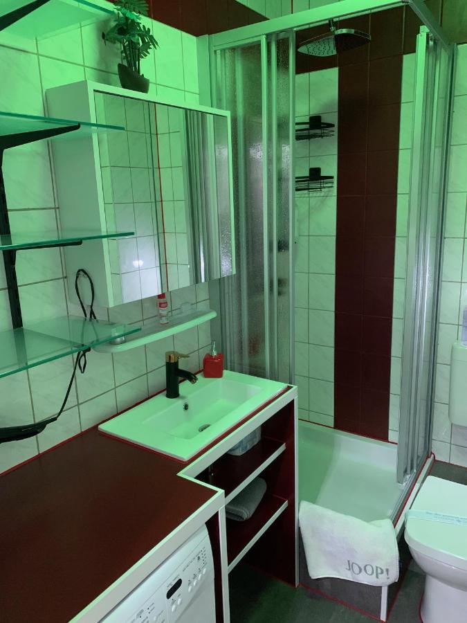 Best-Preis -Gold Suite- Mit Netflix, Self-Check-In, Ebike Ladestation, Fahrradraum, Wlan, Netflix Und Massagesessel - Direkt Am Elberadweg Im Herzen Von Витенберге Екстериор снимка