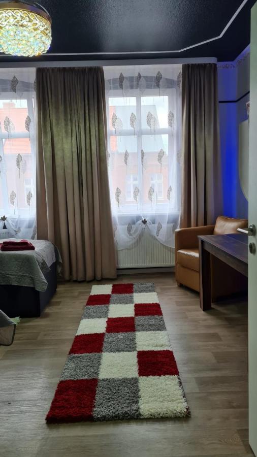 Best-Preis -Gold Suite- Mit Netflix, Self-Check-In, Ebike Ladestation, Fahrradraum, Wlan, Netflix Und Massagesessel - Direkt Am Elberadweg Im Herzen Von Витенберге Екстериор снимка