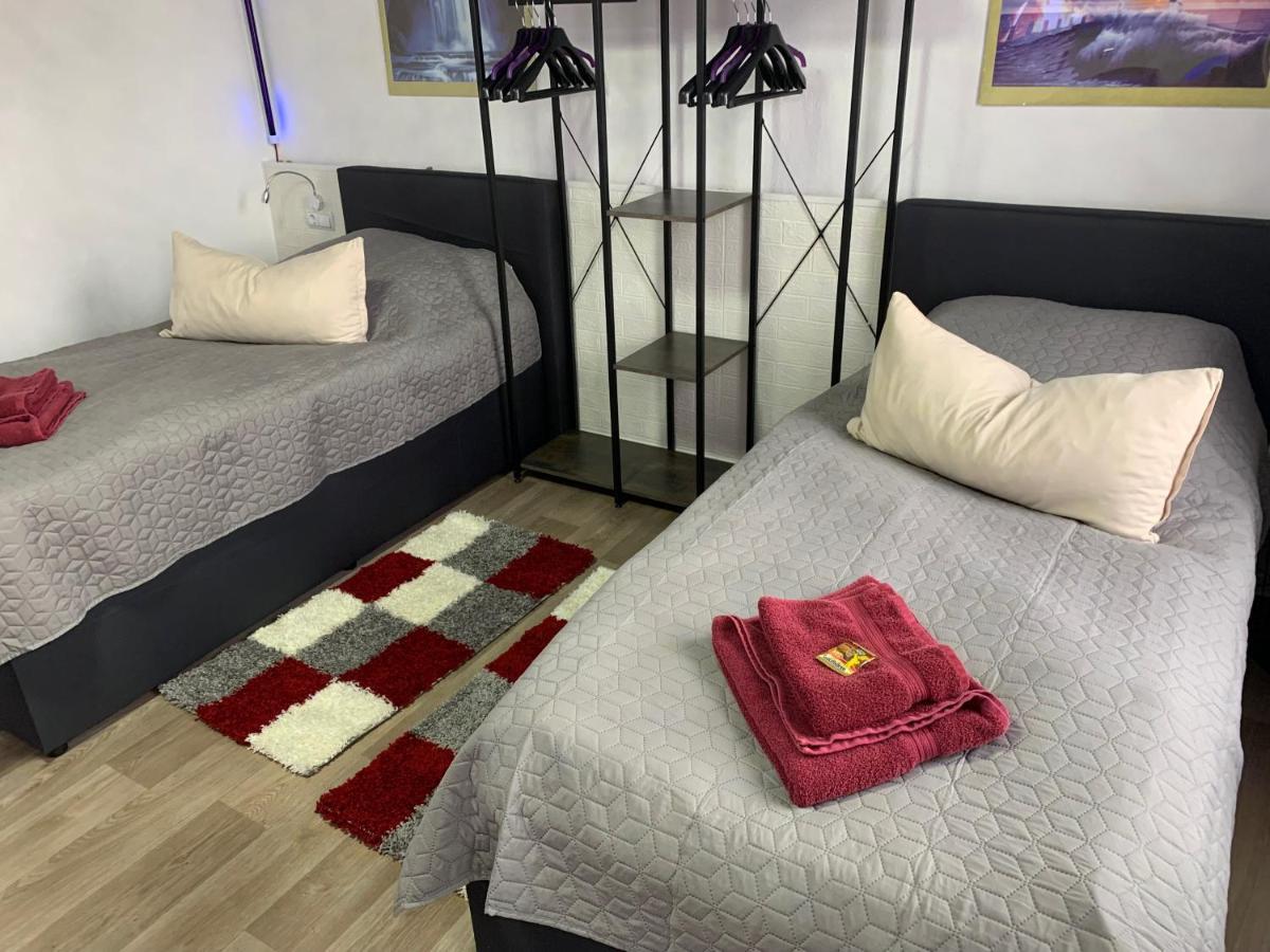 Best-Preis -Gold Suite- Mit Netflix, Self-Check-In, Ebike Ladestation, Fahrradraum, Wlan, Netflix Und Massagesessel - Direkt Am Elberadweg Im Herzen Von Витенберге Екстериор снимка