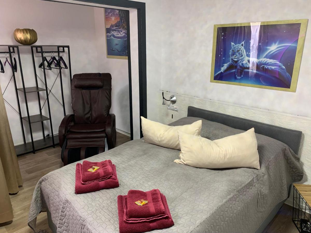 Best-Preis -Gold Suite- Mit Netflix, Self-Check-In, Ebike Ladestation, Fahrradraum, Wlan, Netflix Und Massagesessel - Direkt Am Elberadweg Im Herzen Von Витенберге Екстериор снимка